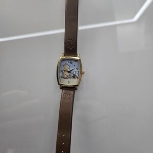 Winnie The POOH Brown Leather Strap Gold Women's Watch
